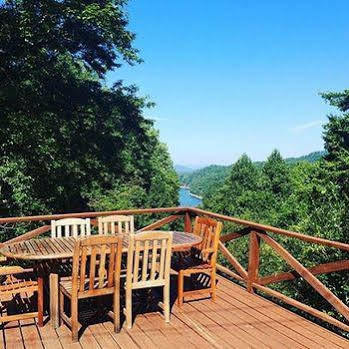 Lakeview At Fontana Lauada Екстер'єр фото